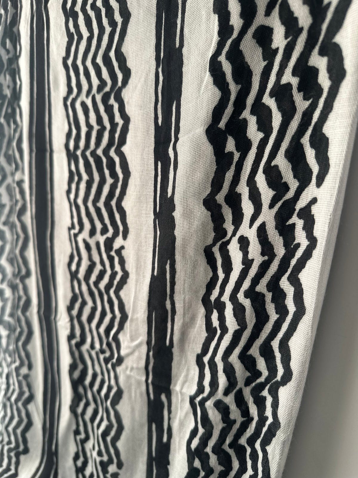 Black keffiyeh print hijab, alternate view
