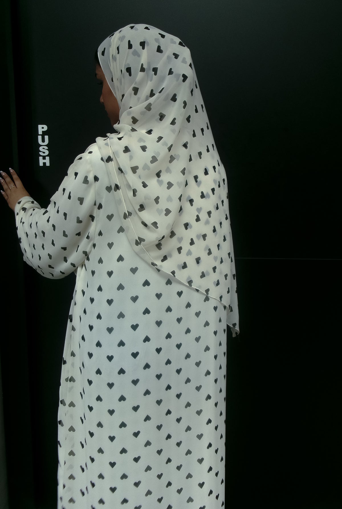 White Hearts kimono abaya, alternate view