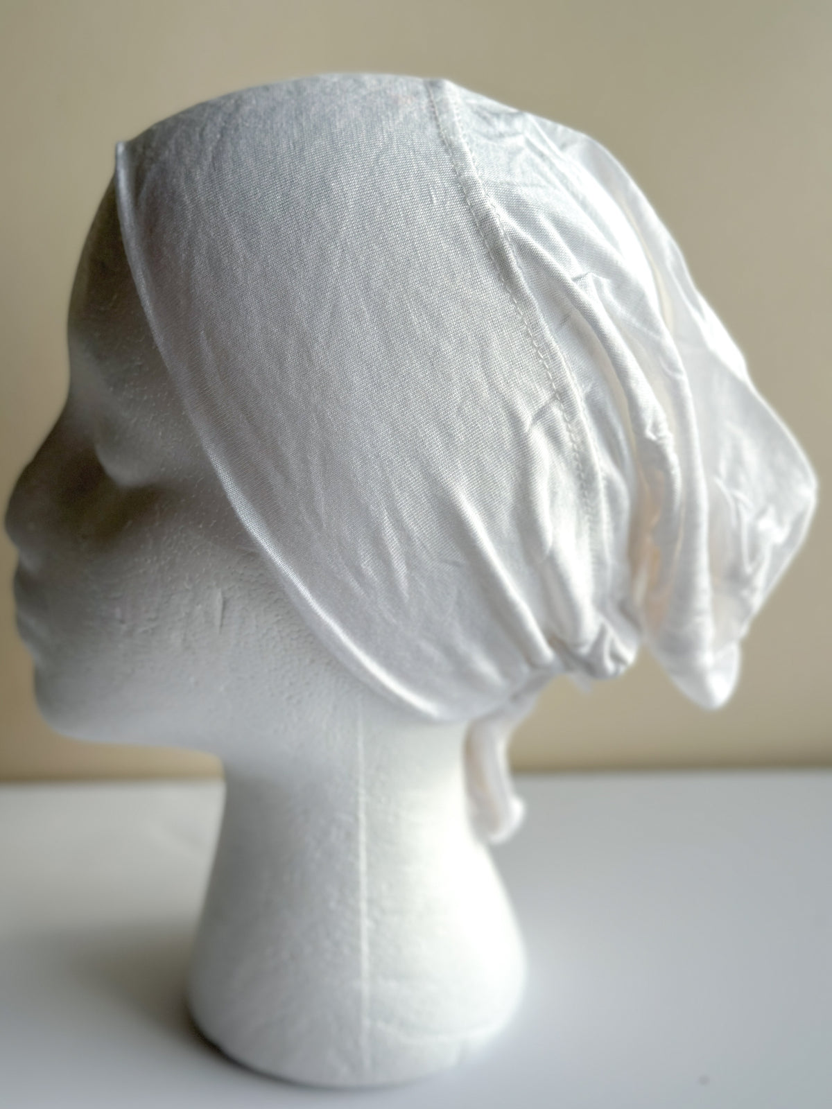 White cotton hijab undercap