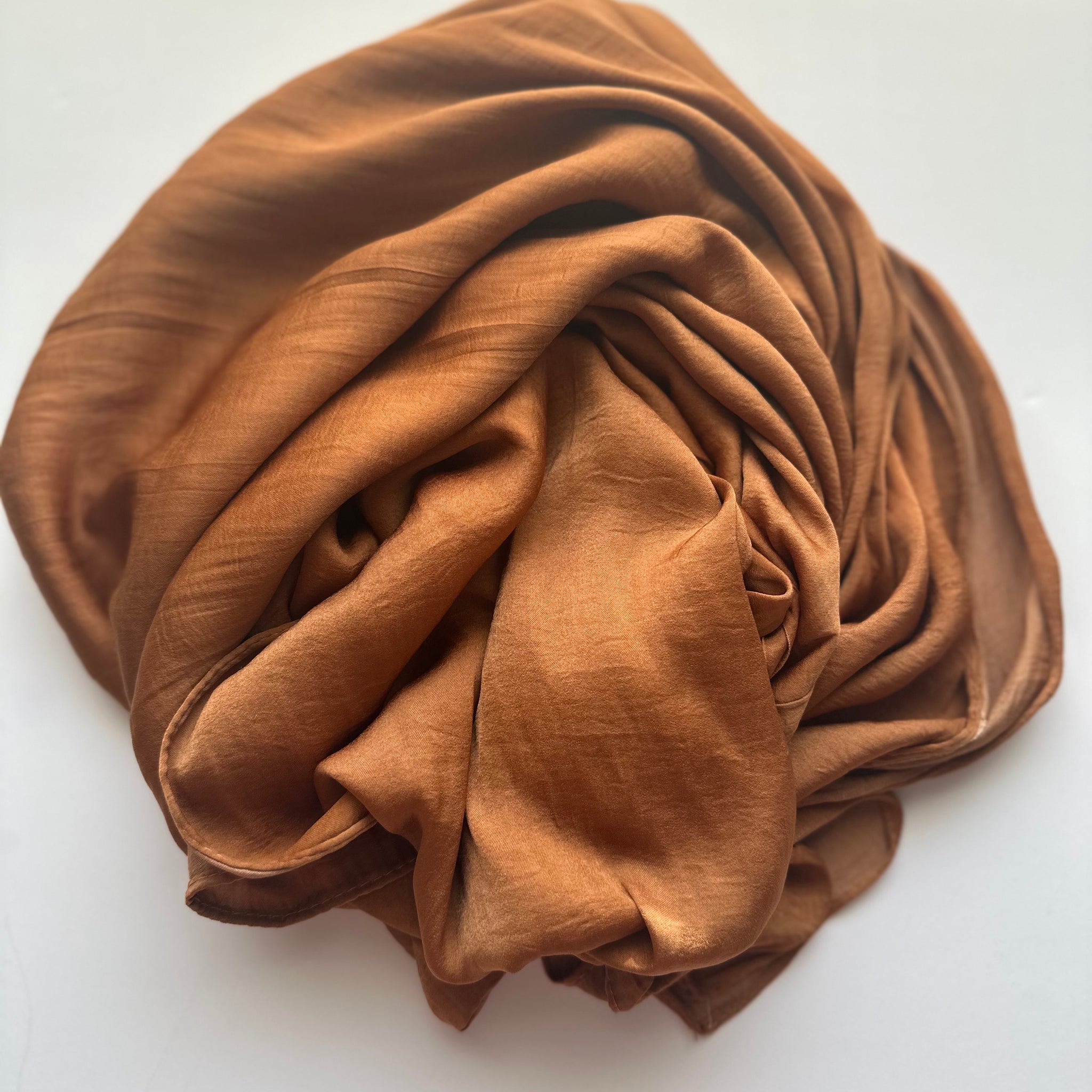 Bronze / Velvet Silk