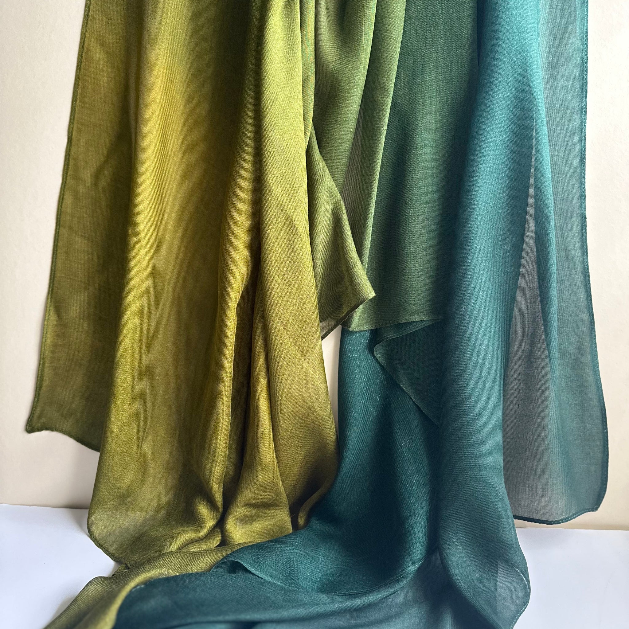 Emarald - Green / Ombré Modal