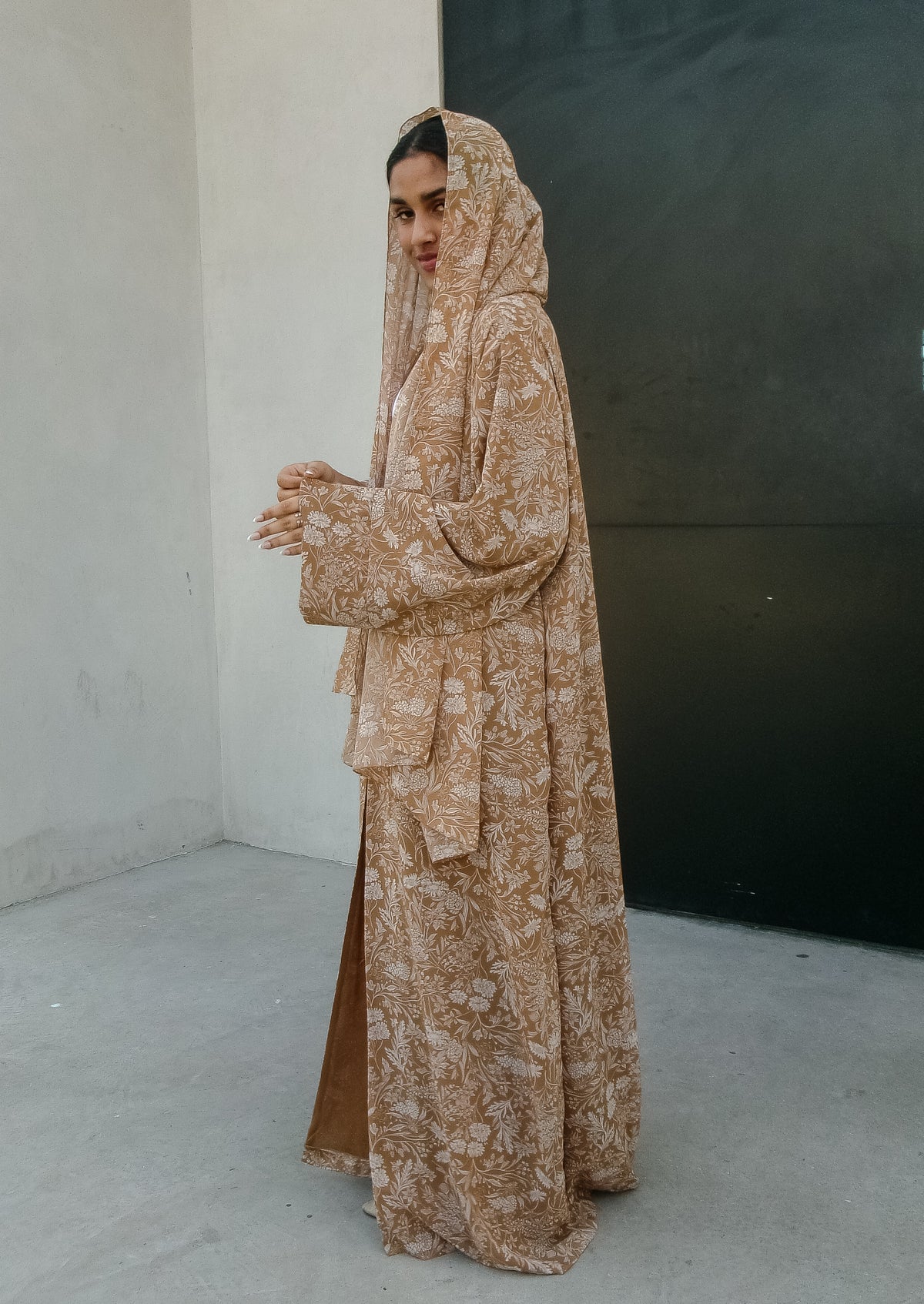 Vintage Flora kimono abaya, second alternate view