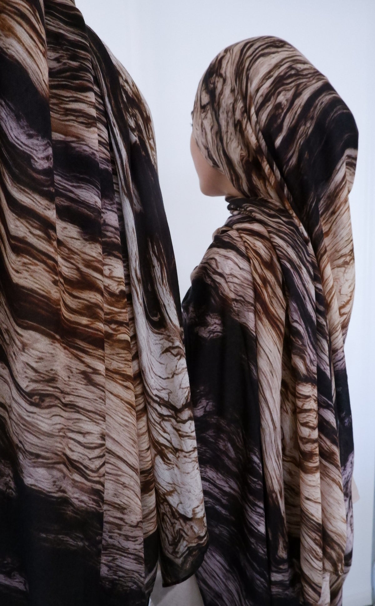 Black marble printed modal hijab in black