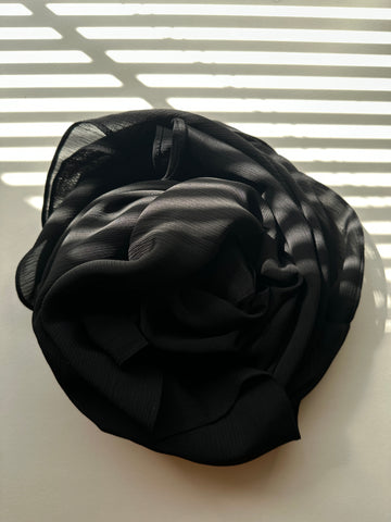 Black / Crinkle Chiffon
