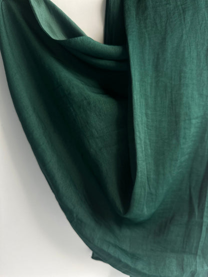 Velvet Silk Hijab in Emerald