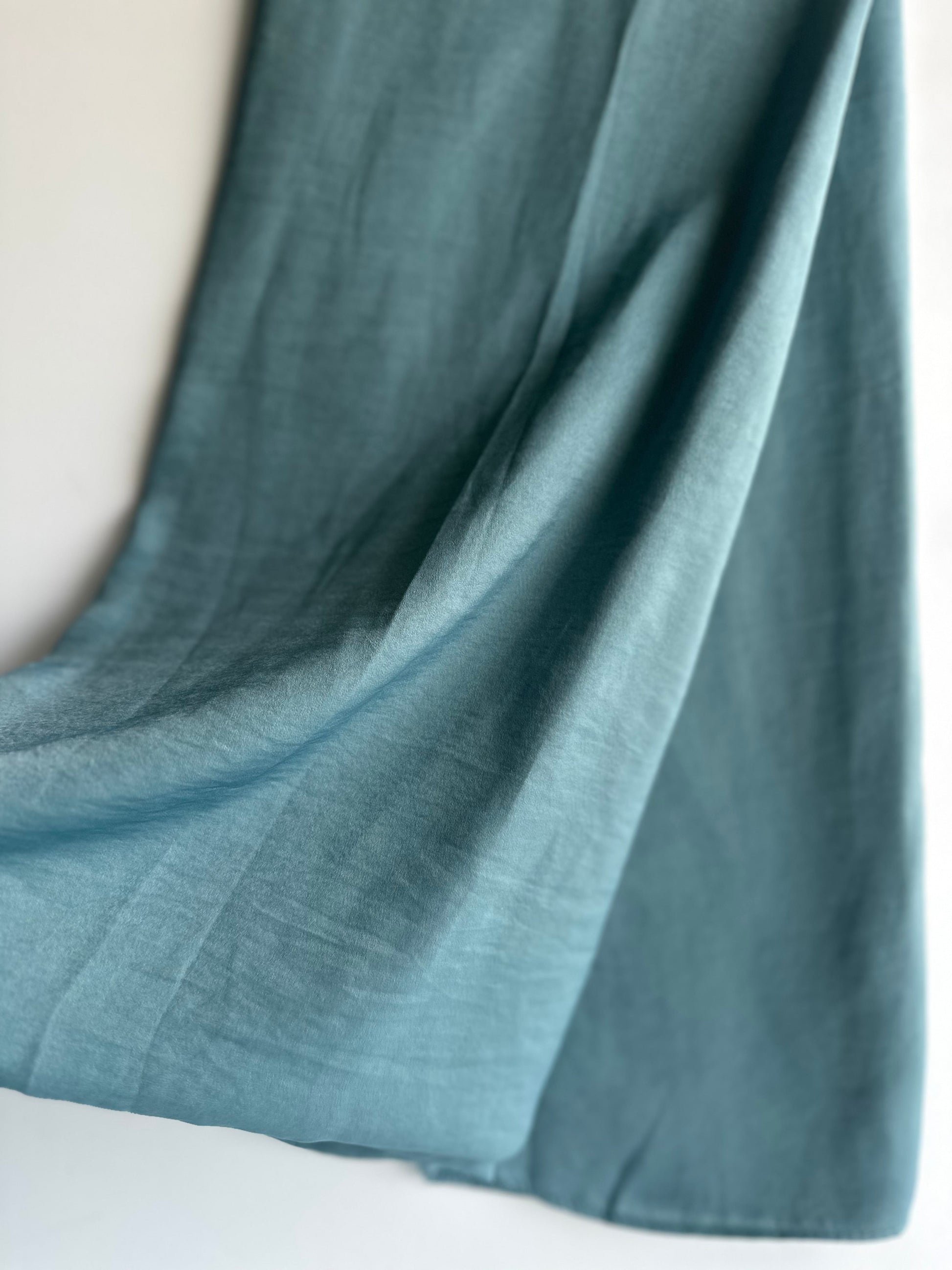 Velvet Silk Hijab in Sapphire