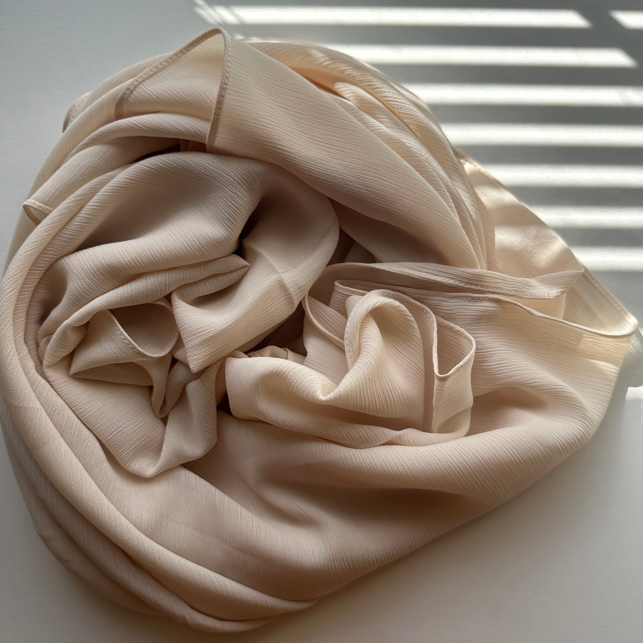 Cream / Crinkle Chiffon