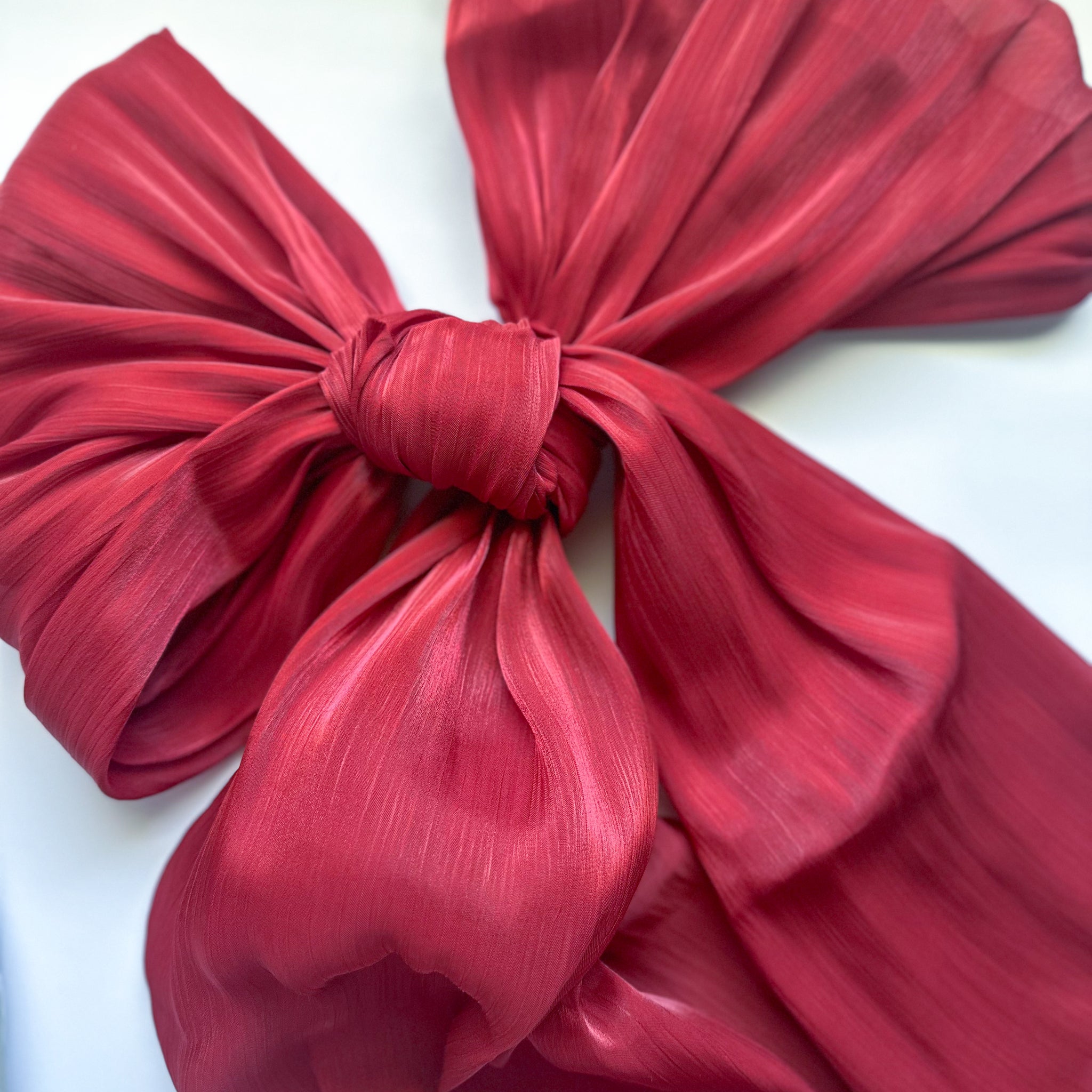 Red / Shimmer Silk