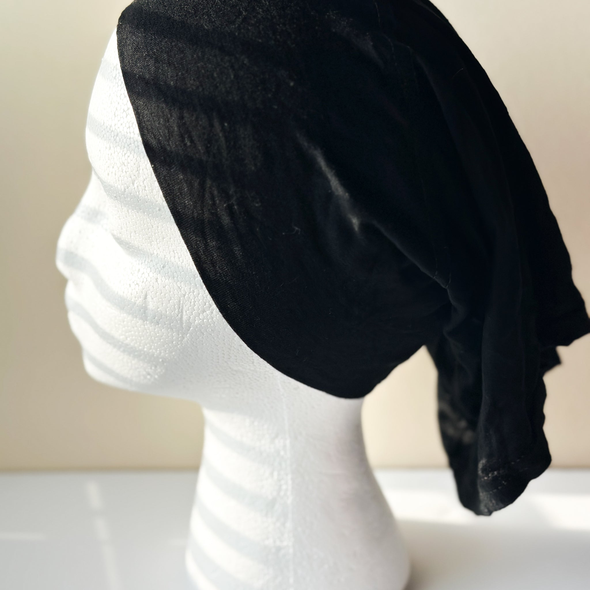 Black / Tube Undercap